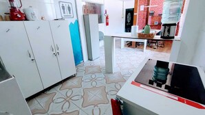 ميكروويف، مستلزمات طهي/أطباق/أوعية