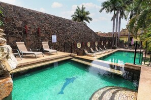Piscine extérieure