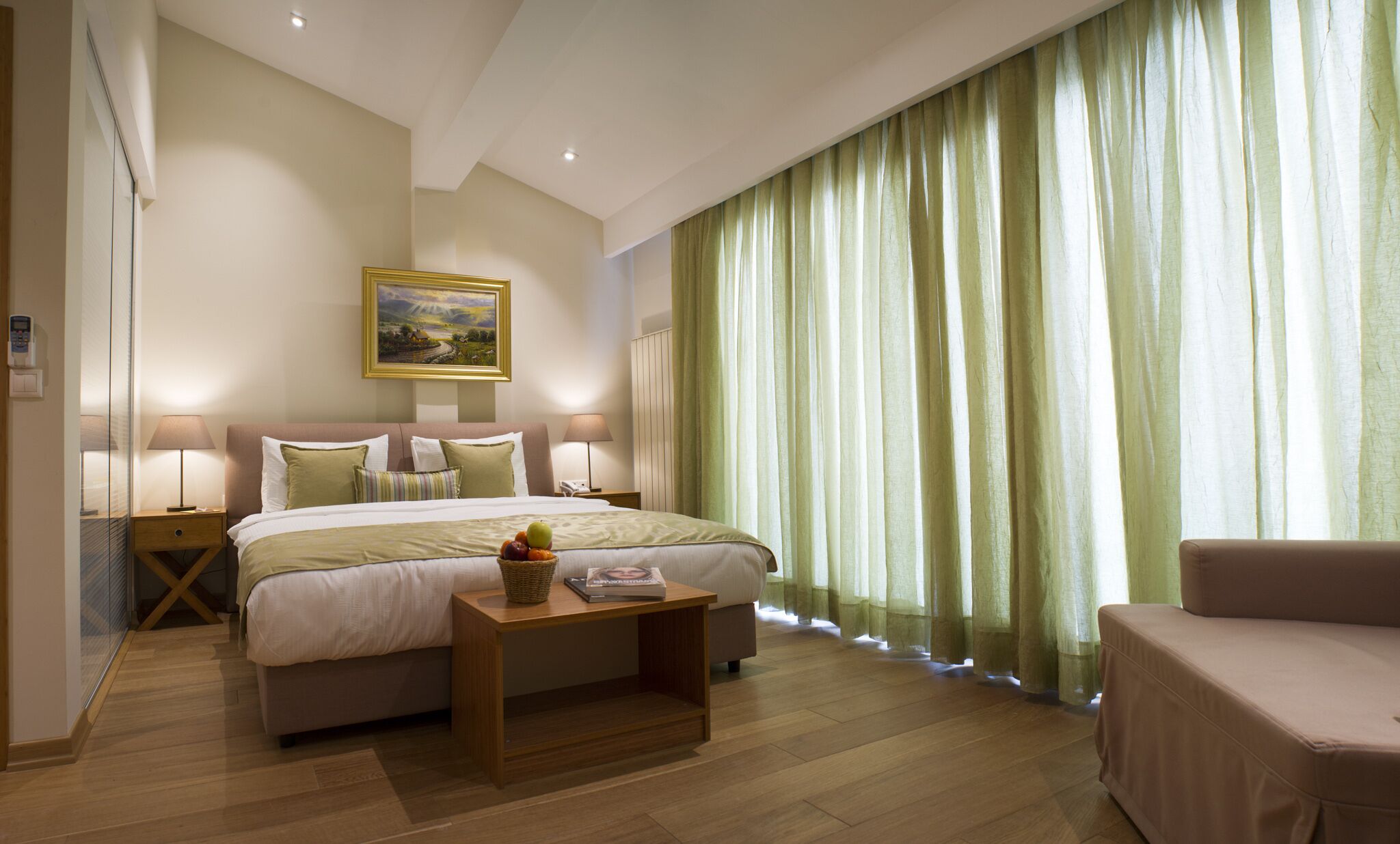 3 rooms connecting  90m2 private suites in nisantasi