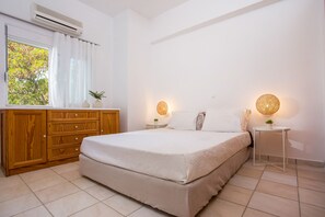 2 Schlafzimmer, Zimmersafe, Bügeleisen/Bügelbrett, Reisekinderbett
