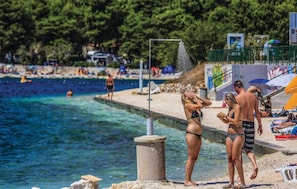 Beach nearby - Lovely apartment in Okrug Gornji (Okrug Gornji)