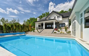 Innenpool, beheizter Pool