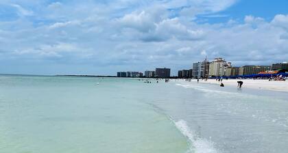 Caloosa Palms-Villa with Pool Spa Game Room. Centrally Located to Naples Beaches