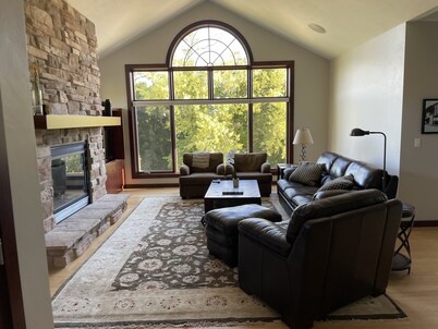 Downtown Fish Creek Luxury Getaway 3BR/2.5BA, Game Room, Elevator & Deck Views!