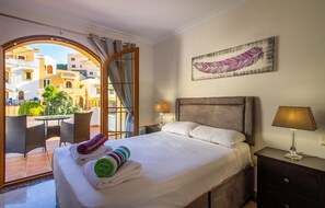 3 bedrooms, iron/ironing board, free WiFi - 3 bedroom cozy home in Cartagena (Cartagena)