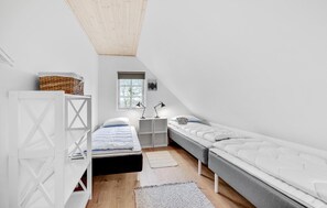 9 bedrooms, free WiFi