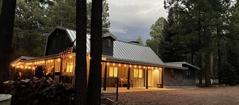 Cabin Retreat in Forest Lakes ... 2 hours from the Valley