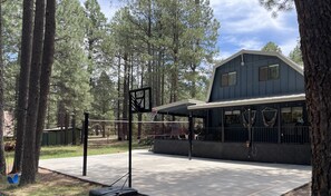 Sport court