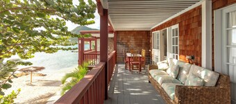 Fort Recovery Oceanfront 3BR Villa - Upstairs