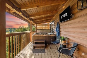 Terrace/patio - Stunner! HotTub•Outdoor TV and Fireplace•Gorgeous Views•Fireplace•Much More! (Sevierville)