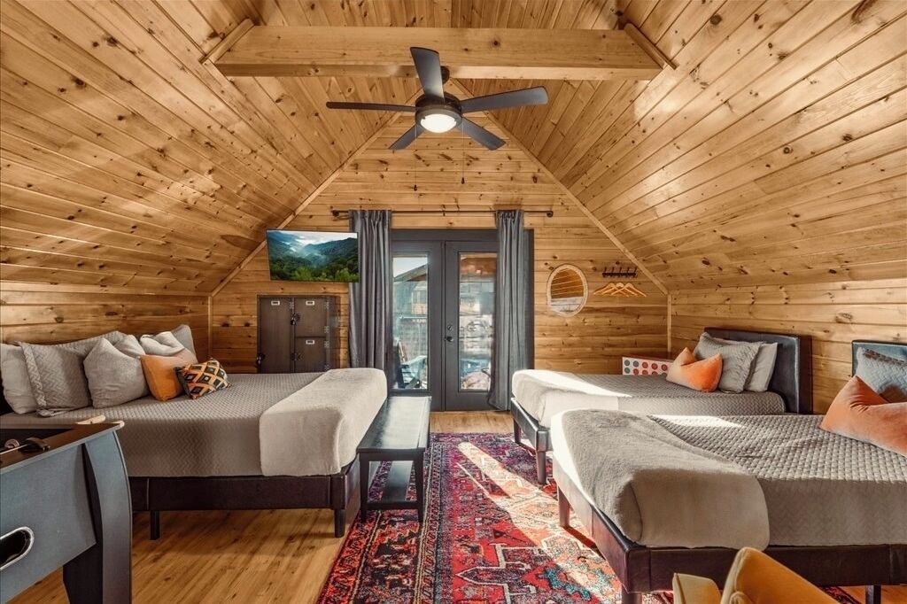 3 chambres, fer et planche à repasser, Wi-Fi gratuit, draps fournis