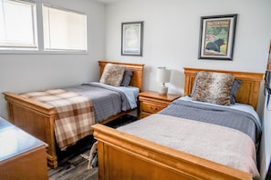 3 habitaciones, tabla de planchar con plancha y wifi gratis