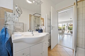 未分类图片，第 2 张，共 16 张，按钮