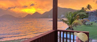 Fort Recovery Beachfront Villa and Suites Hotel luxury 1BR