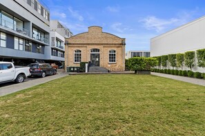 Exterior - Breezy Gem by Victoria Park (Auckland)