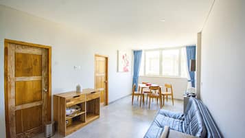 1 chambre, minibar, bureau, espace de travail pour ordinateur portable