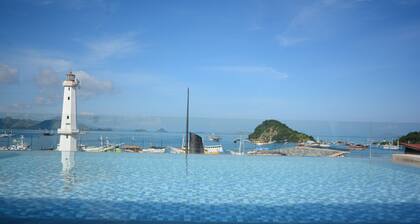 Harbour Komodo Hotel
