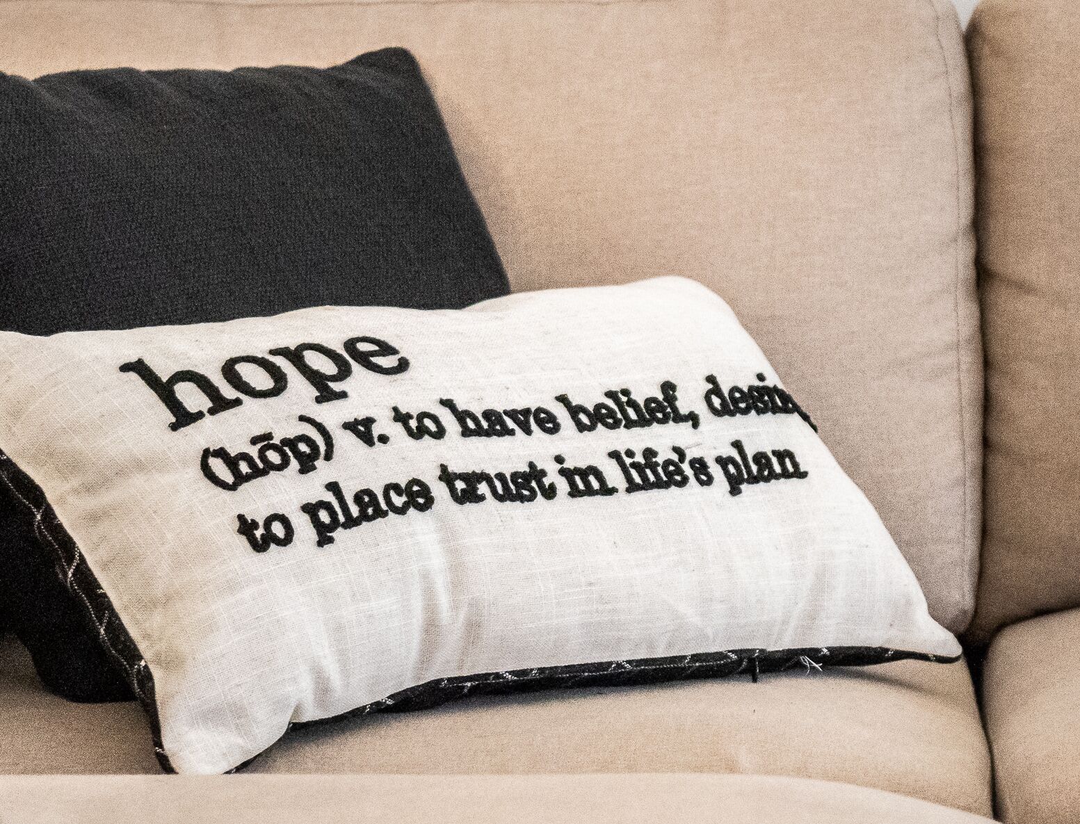 Treetops by ARRAY | 3 King + 3 Queen | 7 Acres | Private Pond