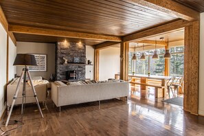 تلفزيون ذكي