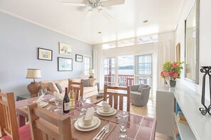 Dining - Oceanfront 2 Bedroom Signature Villa (Tortola)