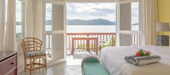 Oceanfront 2 Bedroom Signature Villa