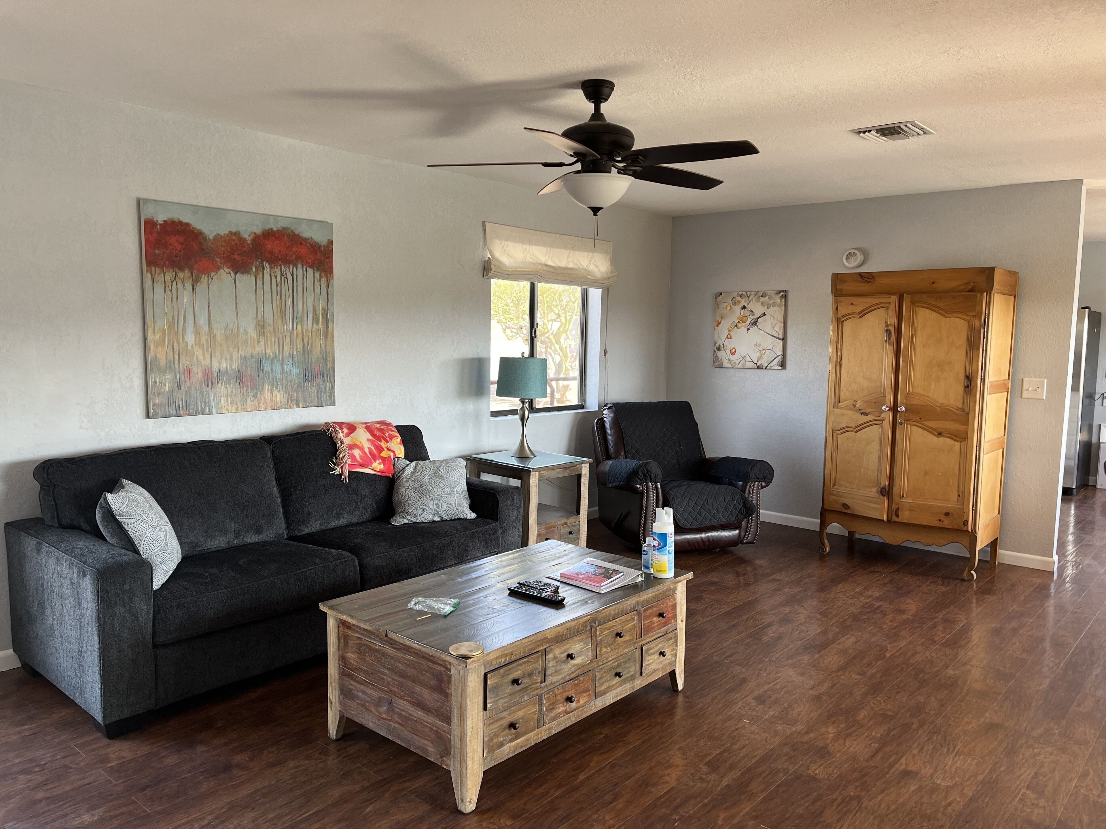 Perfect location for beautiful views of the Bradshaw mountains and sightseeing