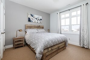 2 chambres, fer et planche à repasser, accès au Wi-Fi (inclus)