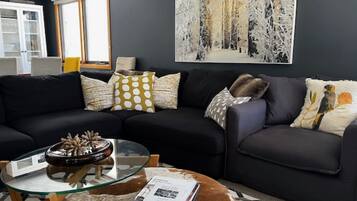 Smart TV, fireplace, video games, DVD player