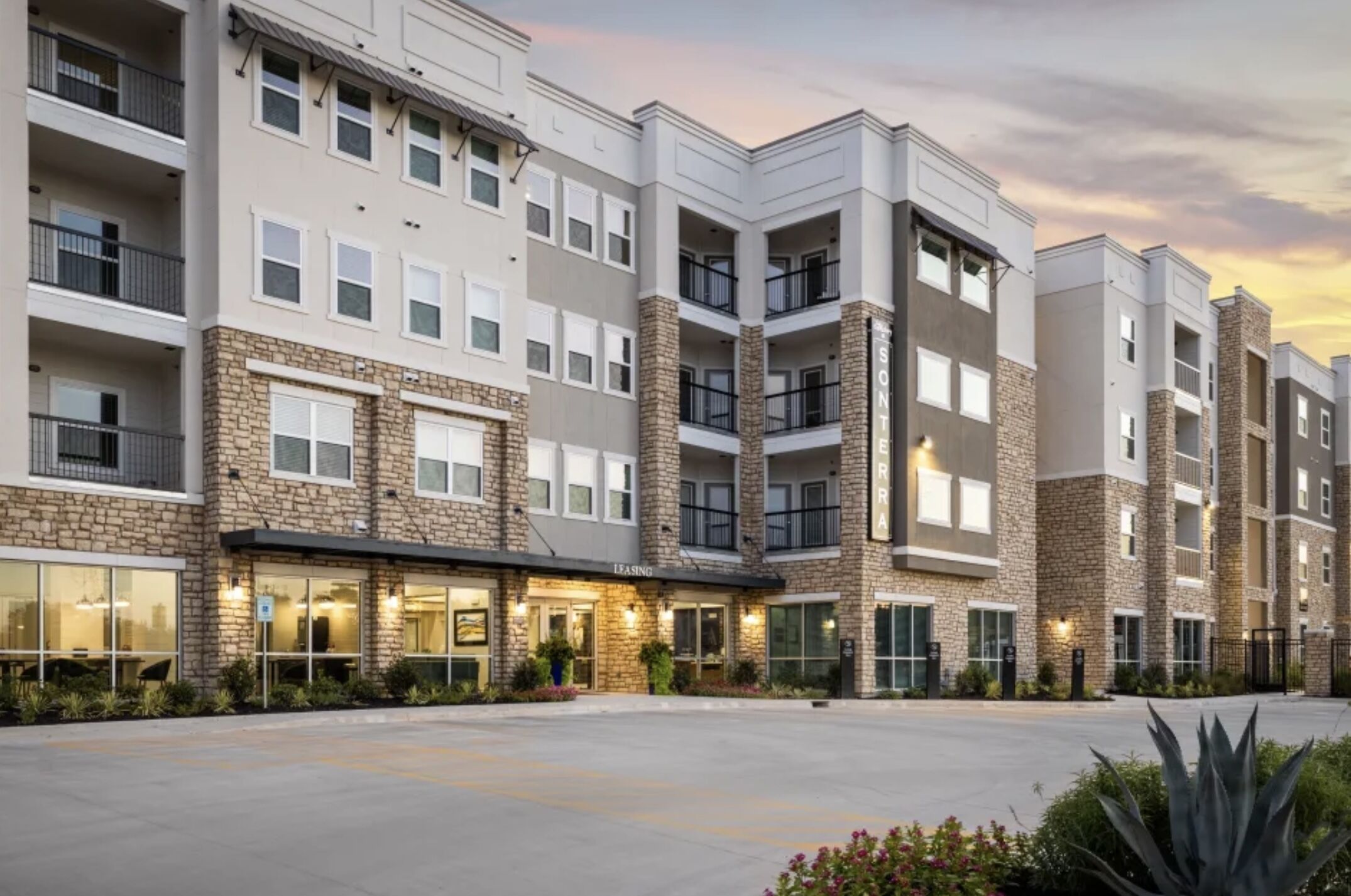 Luxury 2 Bedroom Rental Unit