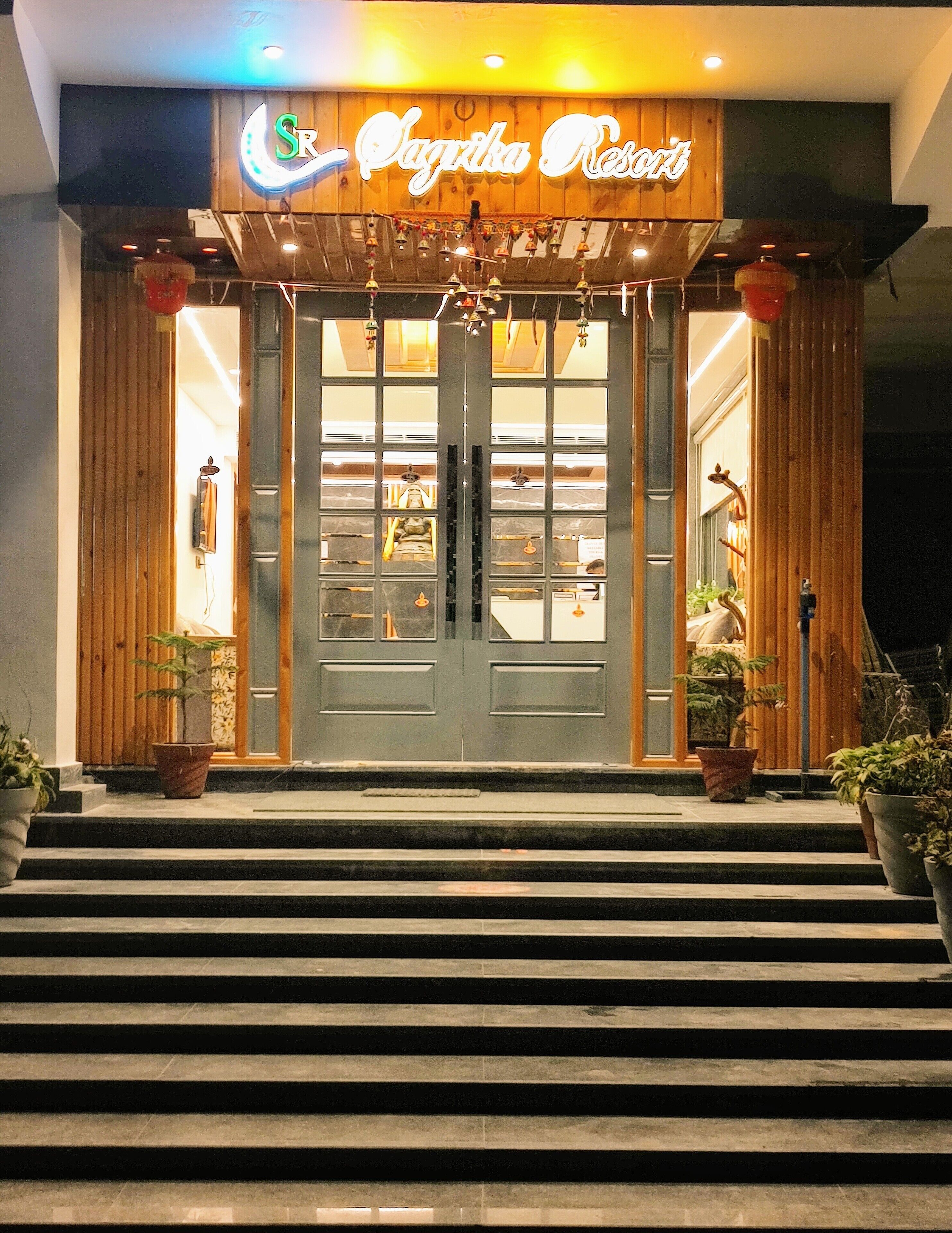 Front of property - evening/night