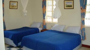 Superior Room | Bed sheets