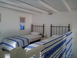 House, 2 Bedrooms, Smoking, Balcony | 2 bedrooms - Semi-detached House on the Heights of Parikia - Exceptional View of the Cyclades (Paros)