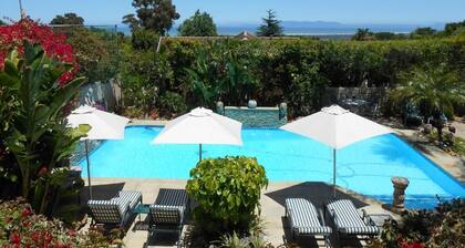 Roosboom Luxury Studio - With Sea View and Kitchen, Ideal for 2 Guests, Capetown