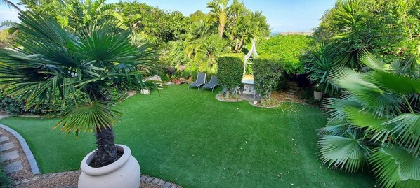 Apartment, 1 Bedroom, Balcony, Garden View | Property grounds