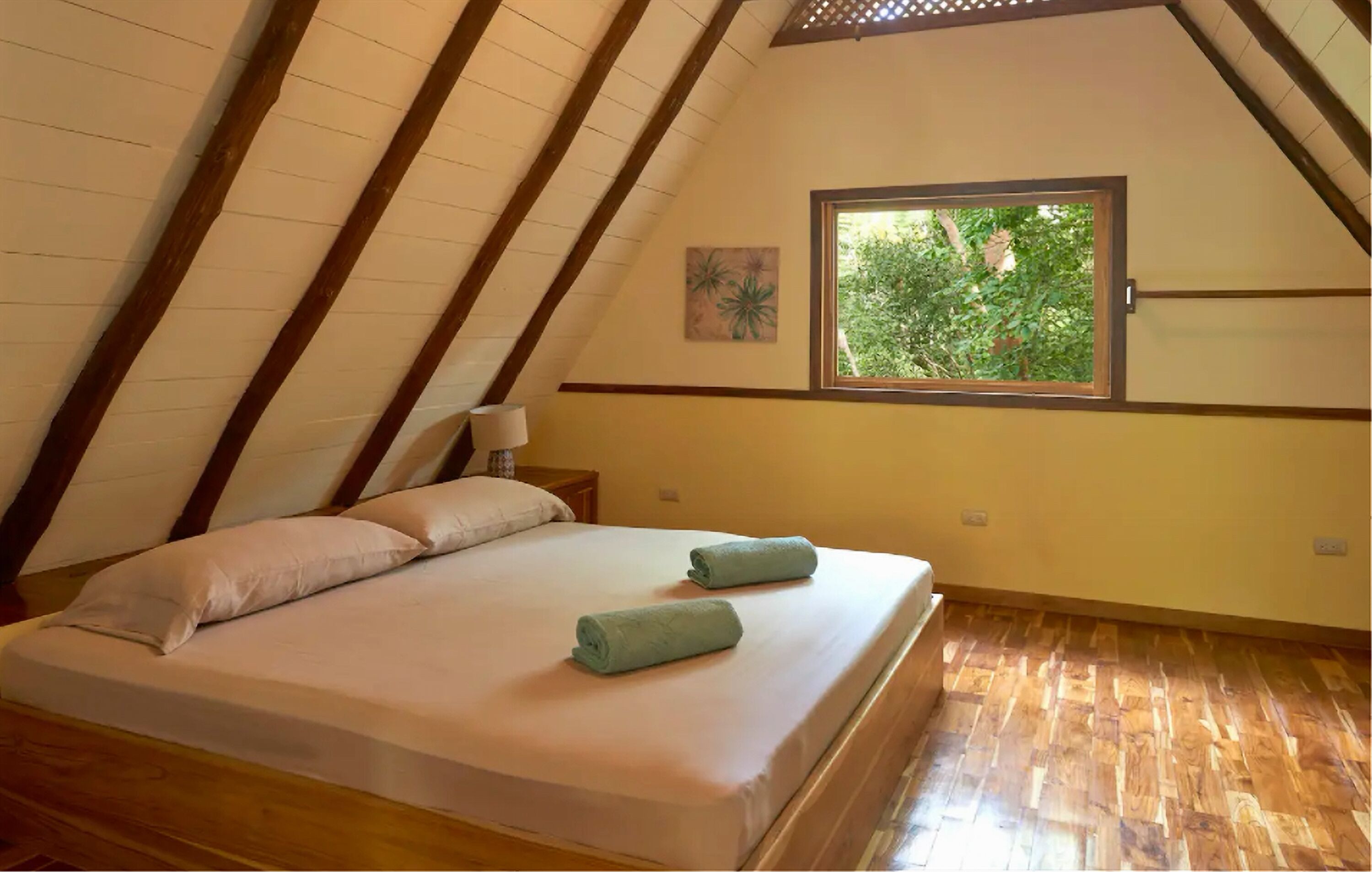 Cabin, 2 Bedrooms, Smoking, Balcony | 2 bedrooms