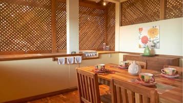 Cabane, 2 chambres, fumeur, balcon | Intérieur