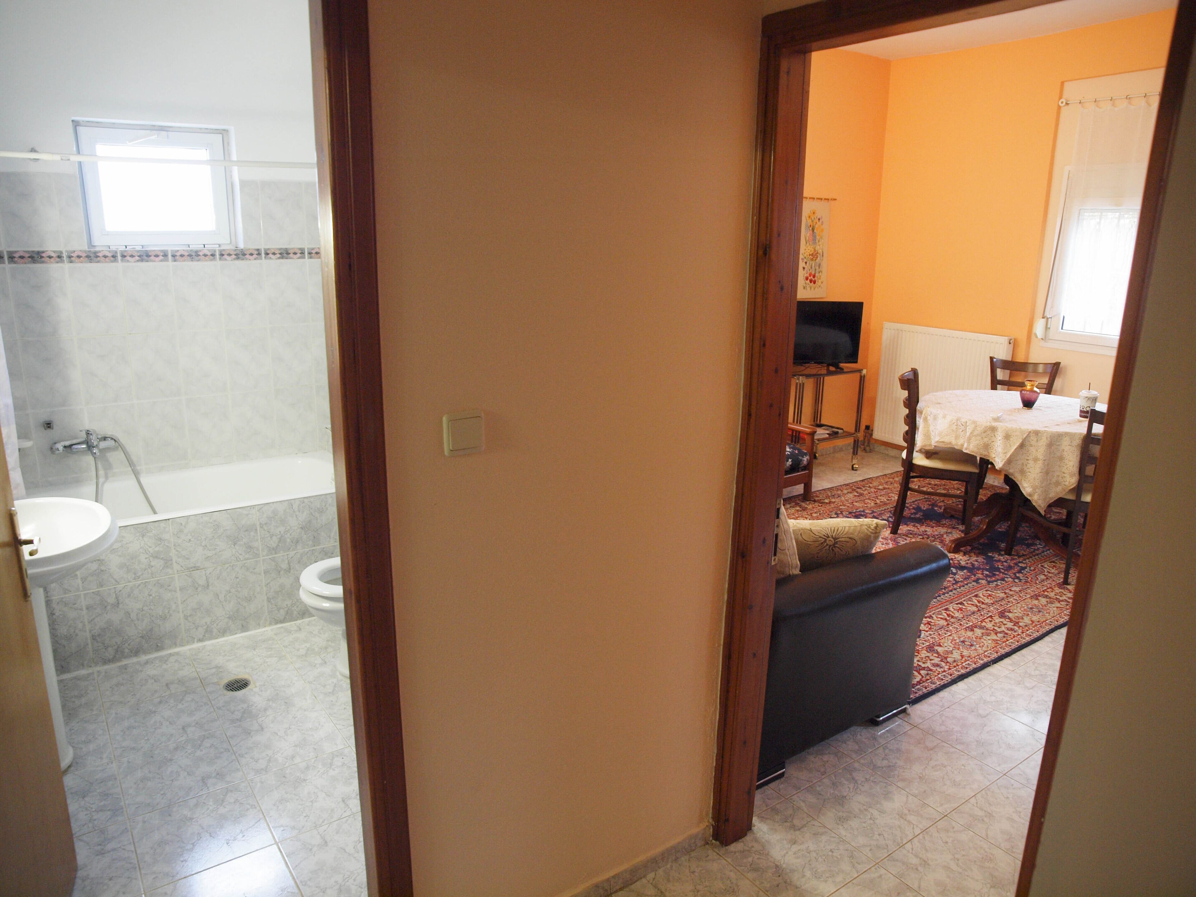 Apartment, 1 Bedroom, Accessible, Garden View | Bathroom