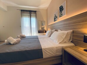 Room - Room-'vento Studios' in the Heart of Lag (Zakynthos)