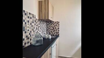 Kamar, 1 kamar tidur, balkon, pemandangan kebun | Interior