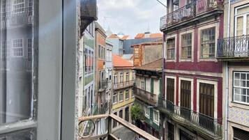 Quarto, 1 quarto, sacada | Sacada