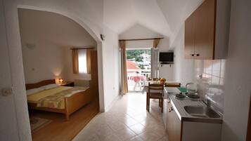 Habitación, 1 habitación, para fumadores, balcón | Interior