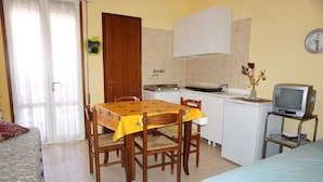 Ảnh chưa phân loại, 5 trong số 21 ảnh, nút