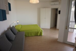 Appartement, plusieurs chambres, balcon, vue océan