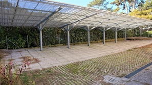 Apartment, 3 Bedrooms, Balcony | Parking | Limited parking - Beautiful Apartment in Villa With Terrace (Lignano Sabbiadoro)