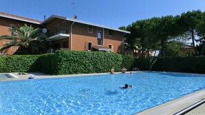 Outdoor pool - Fantastic Villa on two Floors With Garden and Swimming Pool by Beahost Rentals (Lignano Sabbiadoro)