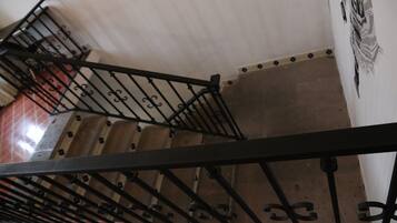Apartment, 2 Bedrooms, Smoking, City View | Interior