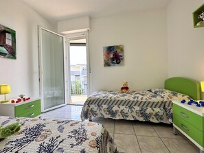 Apartment, 2 Bedrooms, Balcony | 3 bedrooms - Renovated Flat With Huge Balcony - Beahost (Lignano Sabbiadoro)