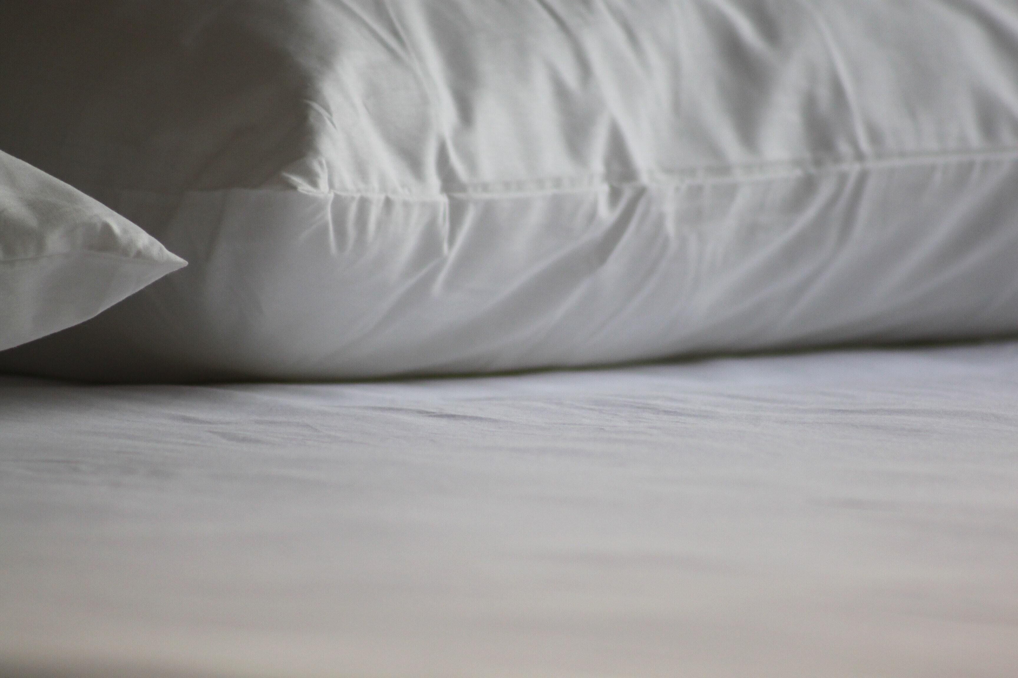 Central location 1bedroom apartment/ swimming pool