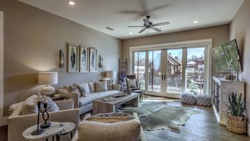 House, 3 Bedrooms | Living room
