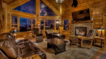 House, 3 Bedrooms | Living room